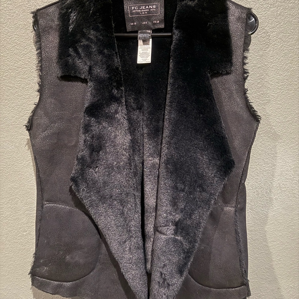 Elegant Black Faux Fur Women's Vest